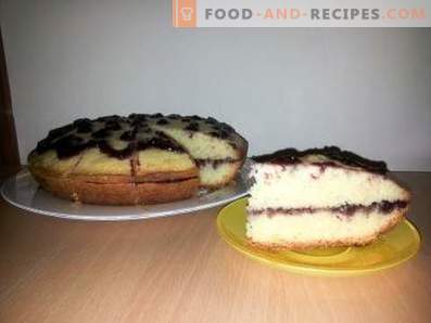 Bolo de maionese com geléia no fogão lento