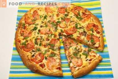 Pizza vorsti, seente, juustu ja tomatitega