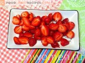 Topelt kihiline maasikas maasikaga