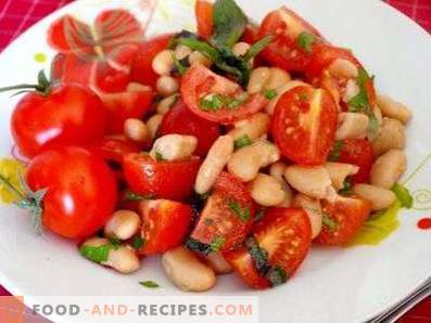 Salatid tomatite ja oadega